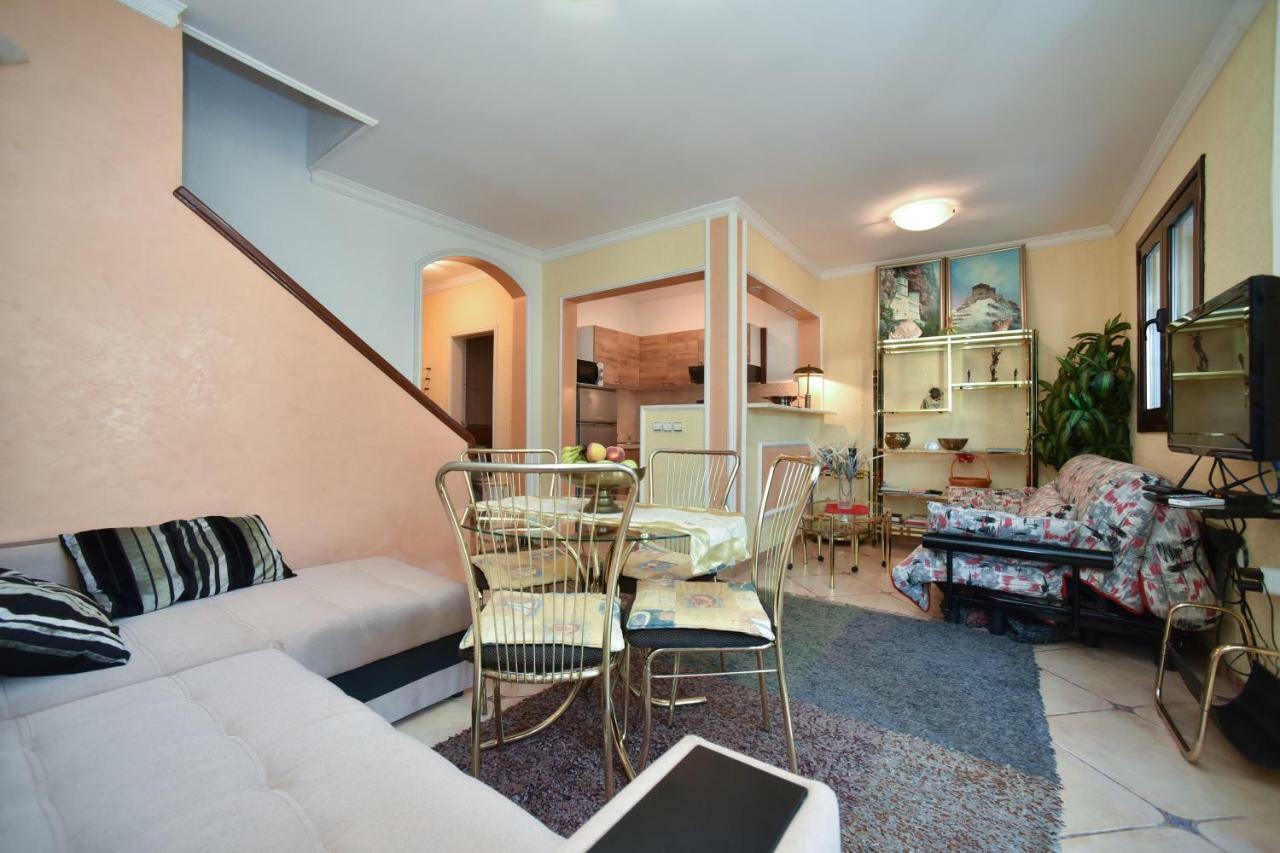 Bologna Apartments Budva Buitenkant foto