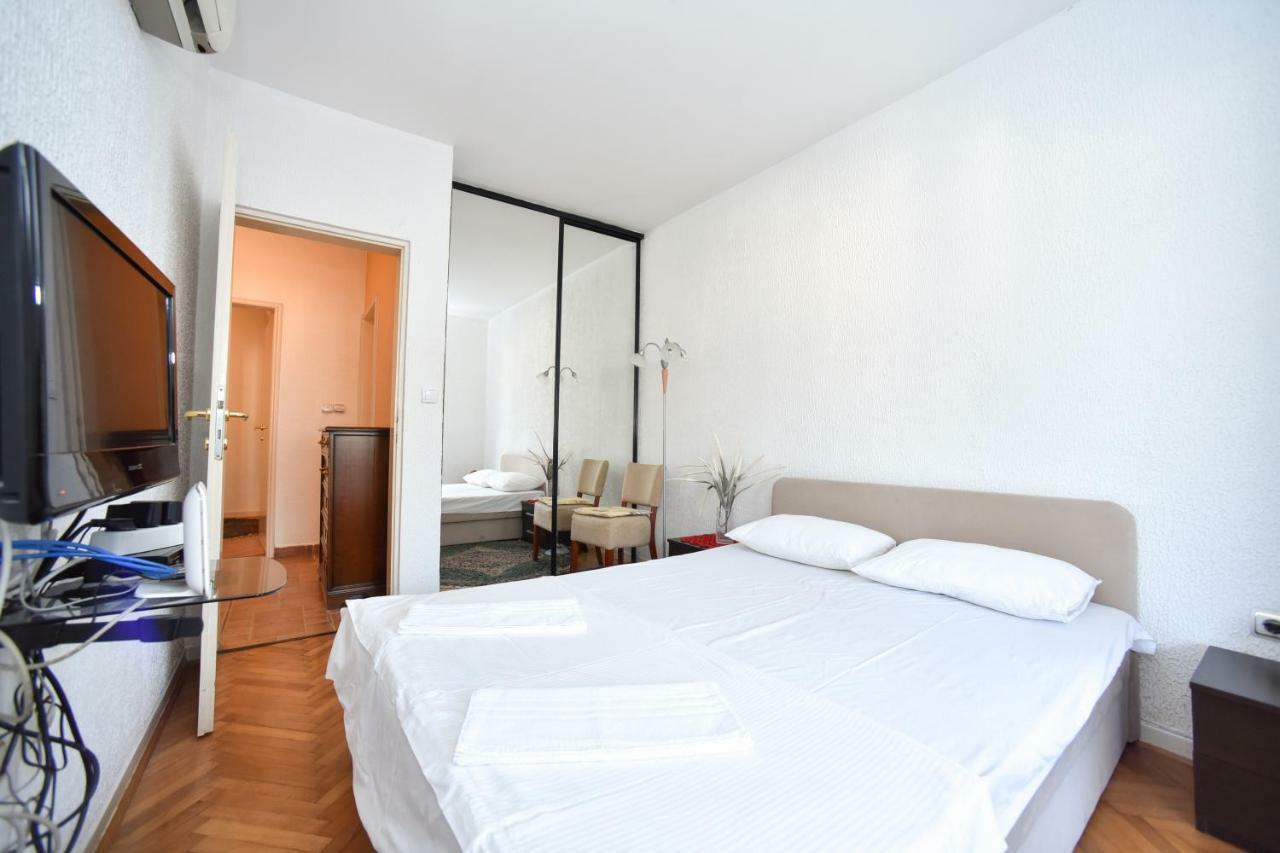 Bologna Apartments Budva Buitenkant foto