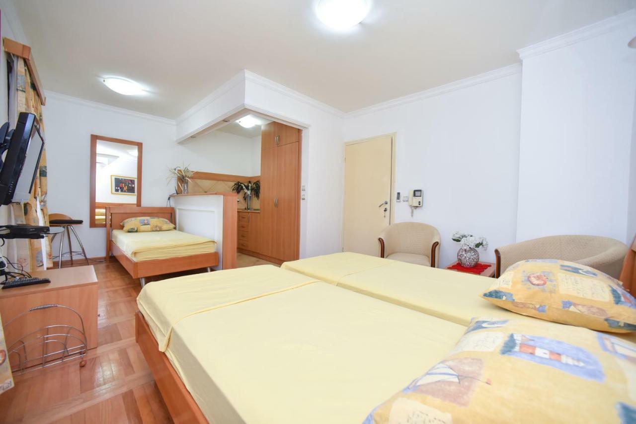 Bologna Apartments Budva Buitenkant foto