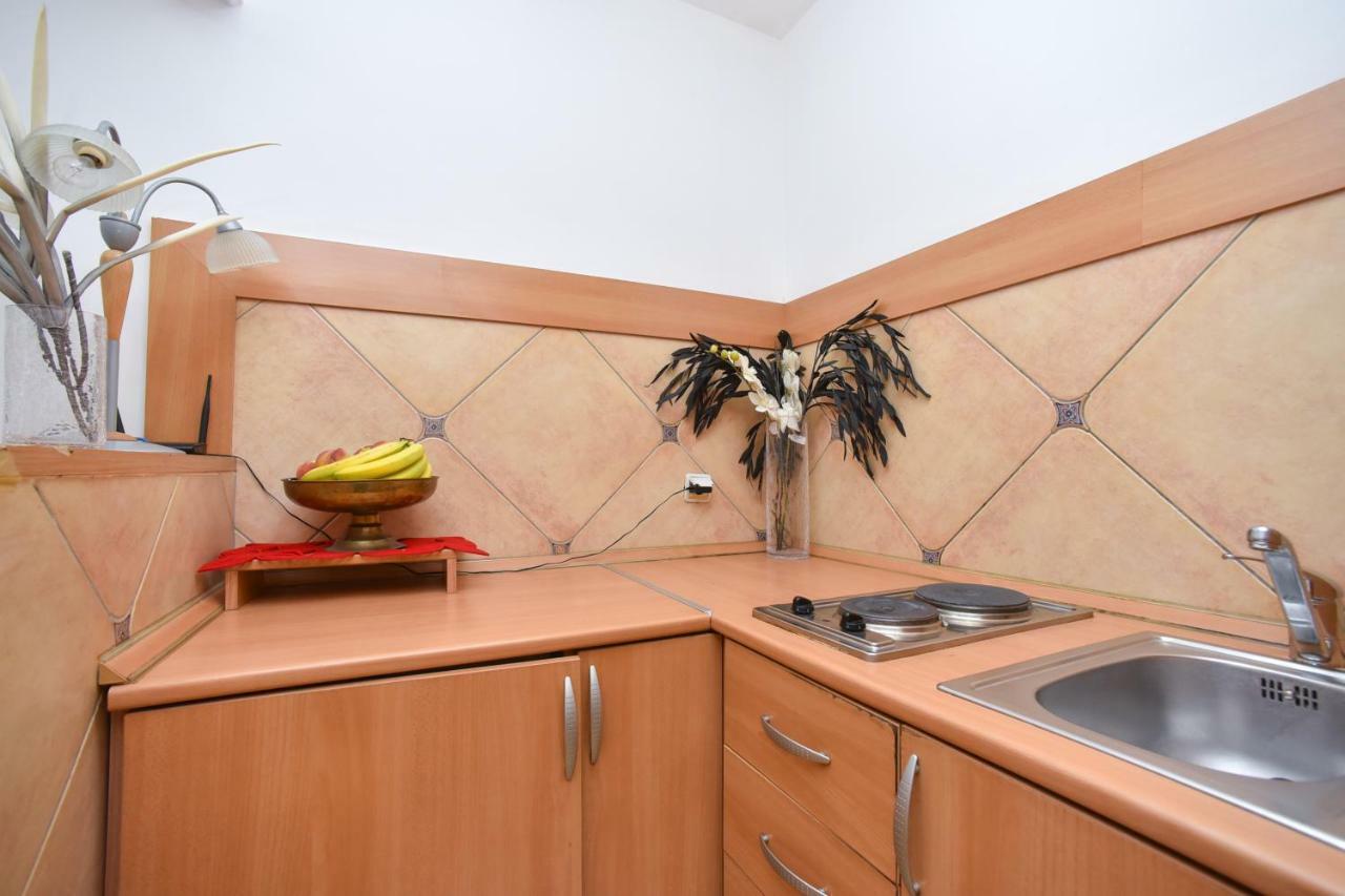 Bologna Apartments Budva Buitenkant foto