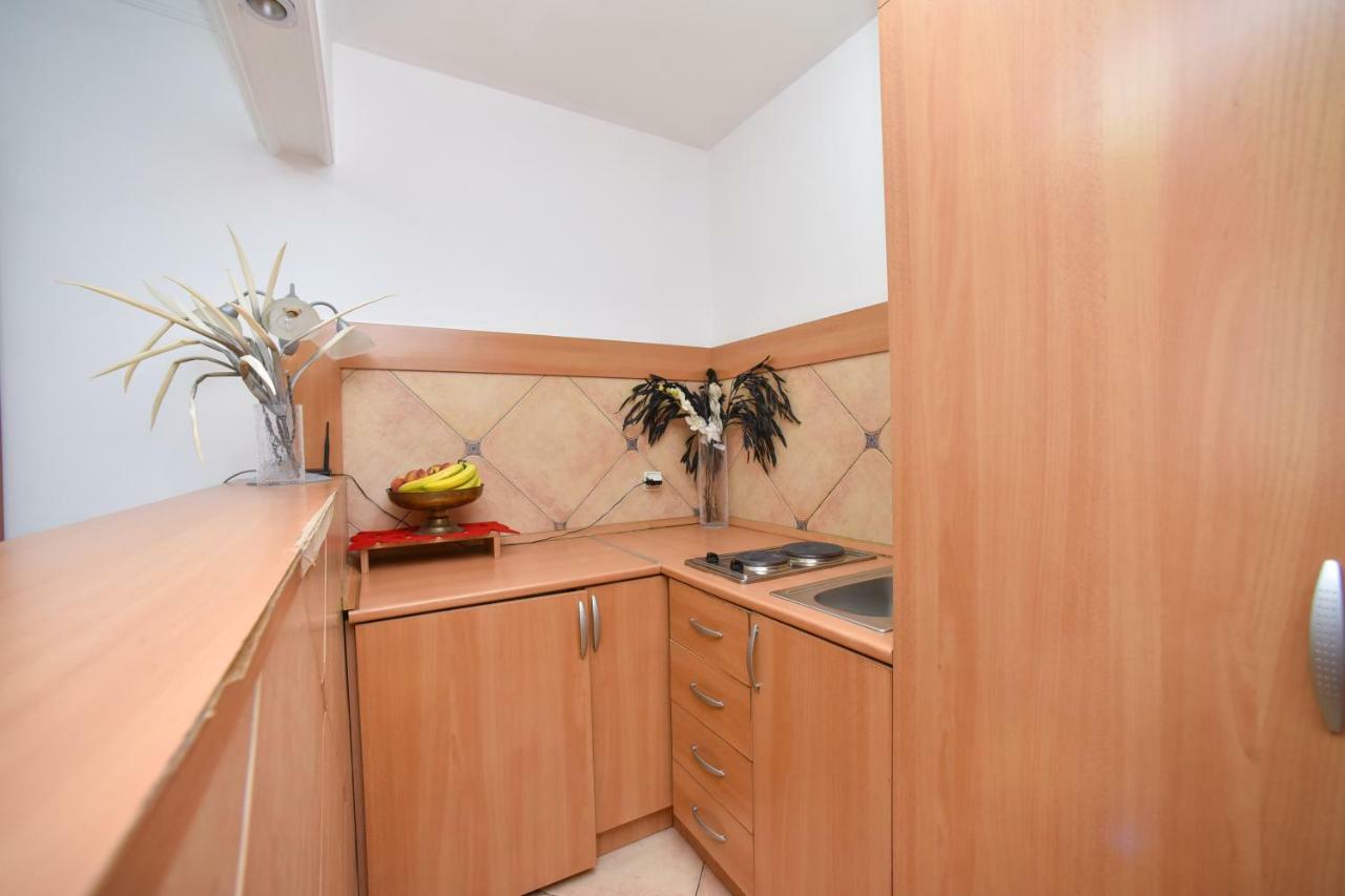 Bologna Apartments Budva Buitenkant foto