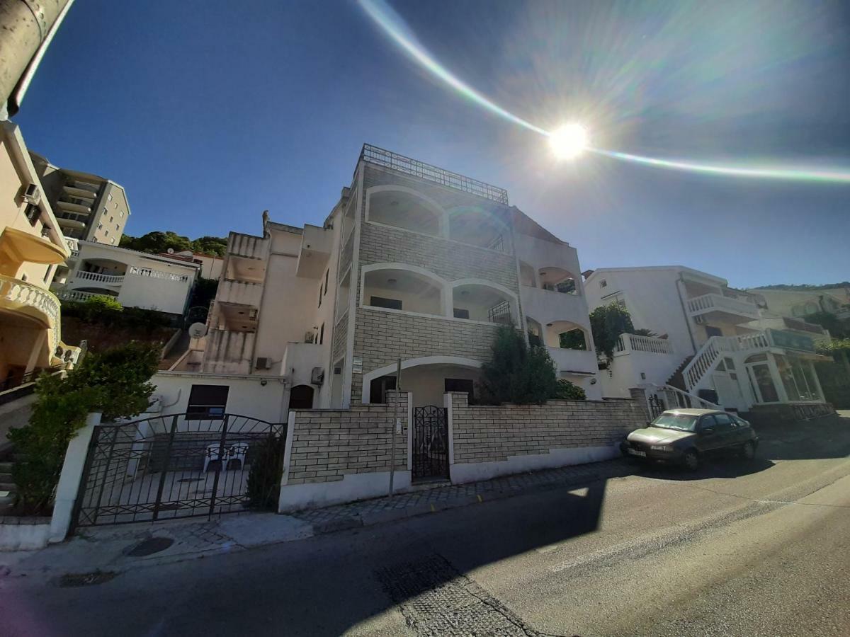 Bologna Apartments Budva Buitenkant foto
